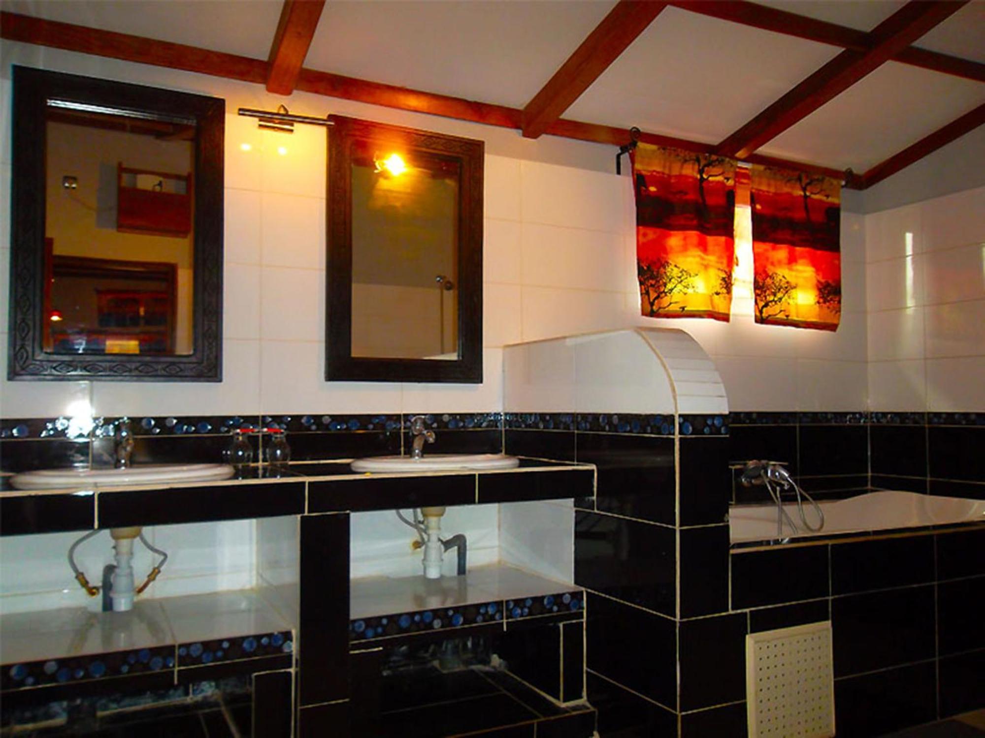 Hotel Village Vacances Awale Plage Grand-Popo Bilik gambar